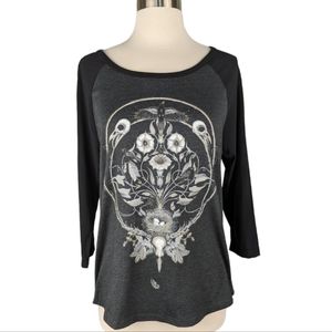 Raven Halloween Graphic 3/4 Sleeve Raglan T-Shirt M